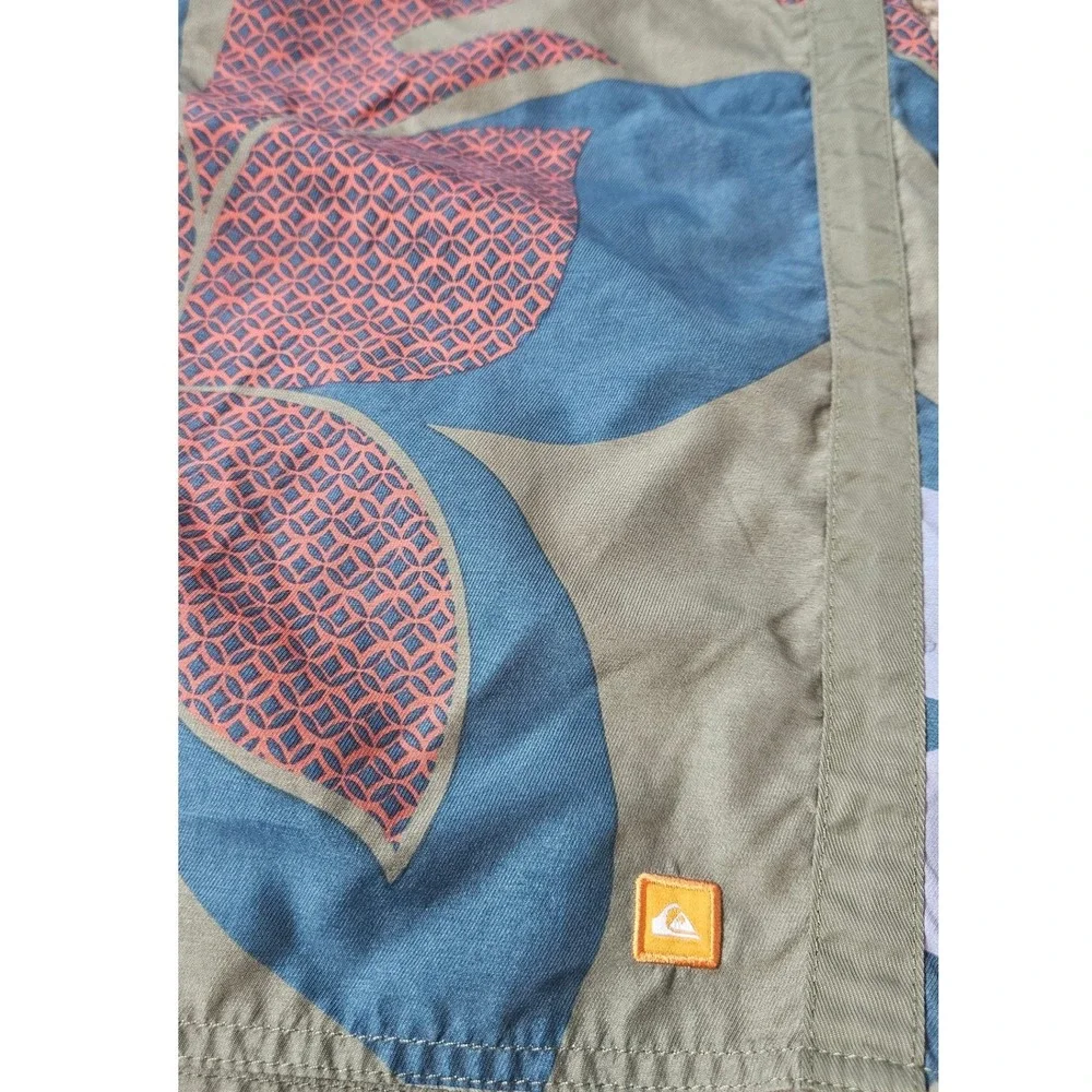 Quiksilver Waterman Collection Mens Board Shorts Sz 40 Olive Green Floral Print